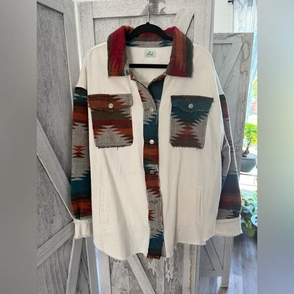 NWOT OVERSIZED Multicolor Aztec Pattern Shaket- so cute!! - Picture 12 of 15